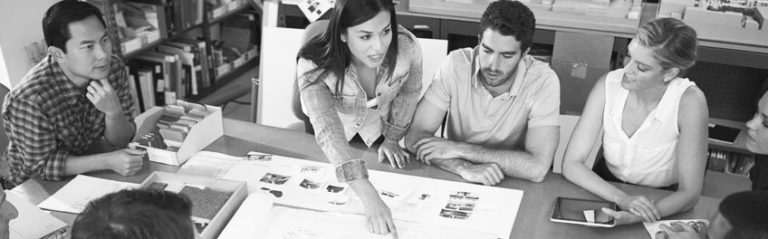 architekten besprechung im bauteam
